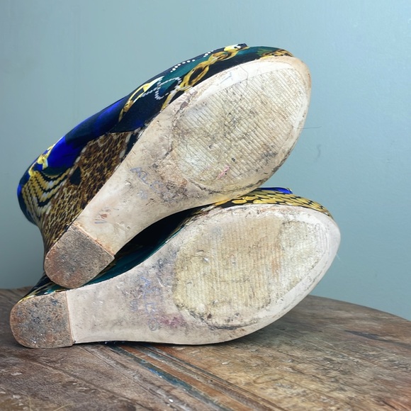 Aldo Satin Printed Fabric Jewel Tone Wedge Platform Size 39 US 8.5 - Picture 6 of 10